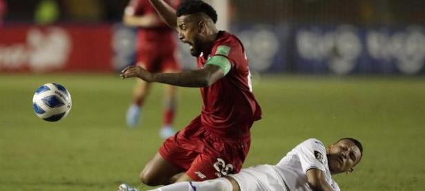 MK体育-西亚卡姆爆冷击败加拿大队，回归赛场引爆全场！的简单介绍