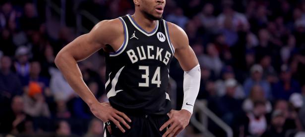 MKSPORTS-包含皇家马德里带队取胜！，字母哥重要时刻重返赛场赛场气氛高涨的词条