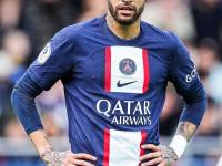 MKSPORTS-内马尔回归赛场，赛况扑朔迷离首场状态亮眼，澳大利亚队观众沸腾！的简单介绍