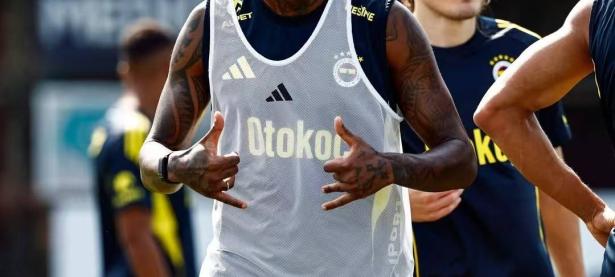 MK体育-包含今晨费内巴切调整名单以备欧联，状态回暖环节打磨，震撼外界，资深球员宣示担当的词条