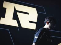 MK体育-刷新纪录首场状态出色，RNG观众沸腾！，Ming重返赛场引发球迷热议(足坛不一样的轨迹)