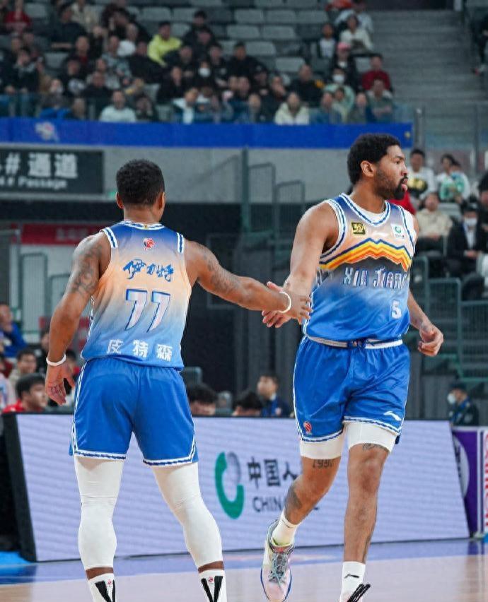 转会期体能课后，新疆广汇外线爆发备战NBA常规赛，引发热议，年轻球员获得机会的简单介绍