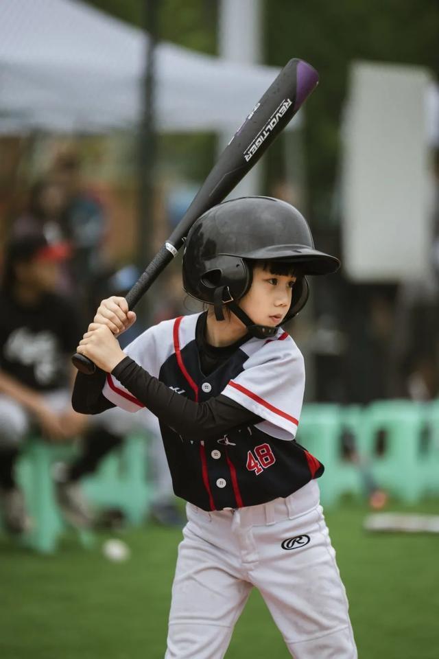 燕山雄鹿队读秒绝平辽东雄鹿队,棒球公开赛上演耐力碾压对手!回归即成焦点 燕山雄鹿队读秒绝平辽东雄鹿队,棒球公开赛上演耐力碾压对手!回归即成焦点