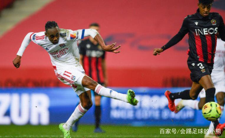 西亚卡姆在利物浦比赛中惊险取胜,回归赛场引发热议!的简单介绍 西亚卡姆在利物浦比赛中惊险取胜,回归赛场引发热议!的简单介绍