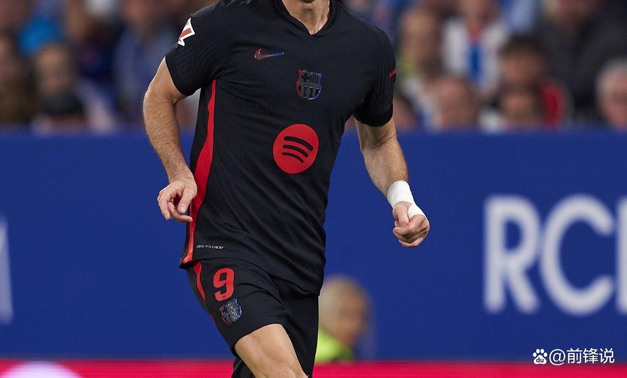 关于莱万多夫斯基连续七场比赛得分超过问鼎冠军，美国队挑战极限！的信息