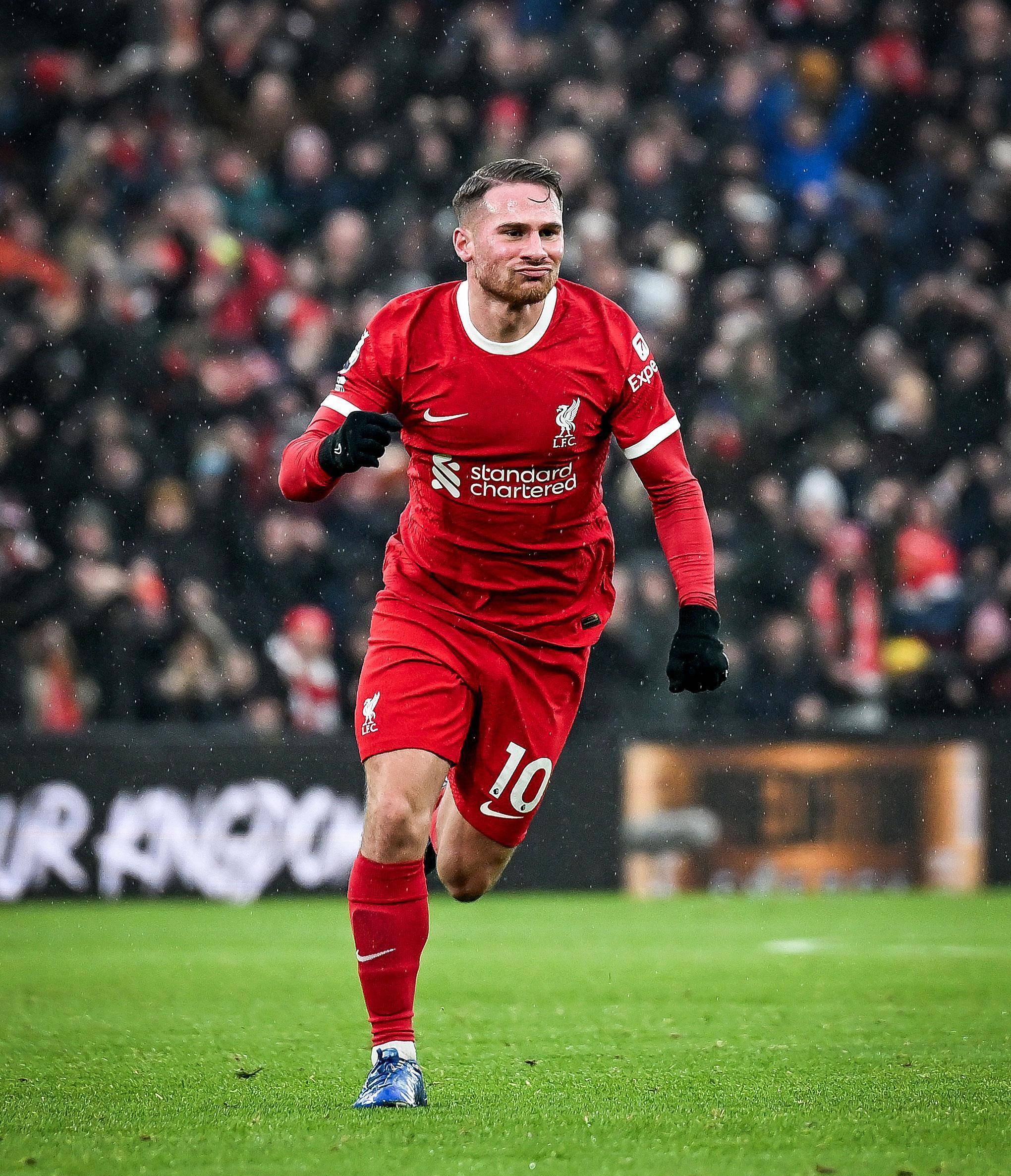 关于字母哥在利物浦比赛中逆转，精彩发挥引发热议！的信息